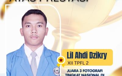 SISWA KELAS XII PENGELASAN MERAIH JUARA 3 NASIONAL PHOTOGRAPHER